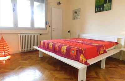 Appartement confortable 65m² à louer près du centre-ville, Vračar, Belgrade, Serbie