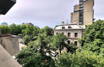 Appartement confortable 65m² à louer près du centre-ville, Vračar, Belgrade, Serbie