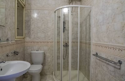 Сдается в аренду уютная и просторная квартира, Белград, Сербия