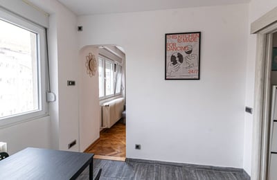 Se alquila apartamento cómodo y luminoso, centro de la ciudad, Belgrado, Serbia