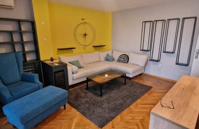Se alquila apartamento espacioso, Nuevo Belgrado, Serbia