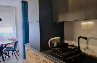 Se alquila apartamento espacioso, Nuevo Belgrado, Serbia