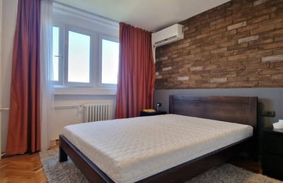 Se alquila apartamento espacioso, Nuevo Belgrado, Serbia
