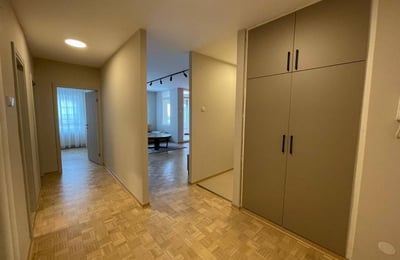 Apartamento espacioso 70m² en alquiler, Nuevo Belgrado, Serbia