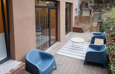 Cozy Studio 50m² with Private Courtyard for Rent, Vračar, Belgrade, Serbia