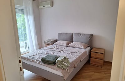 Apartamento espacioso 145m² en alquiler en Vračar, Belgrado, Serbia