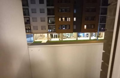 Cozy Studio Apartment 35m² for Rent in A Blok Residential Complex, Belgrade, Serbia