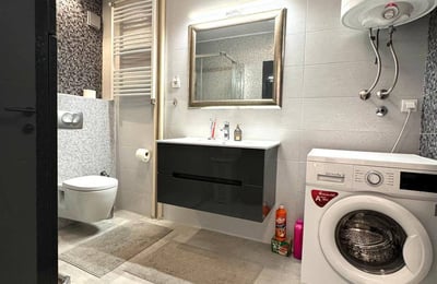 Apartamento espacioso 94m² en alquiler en un edificio nuevo en Zvezdara, Belgrado, Serbia