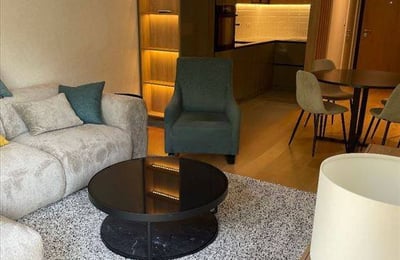 Location d'appartement moderne 58m² dans le complexe New Minel, Nouveau Belgrade, Serbie