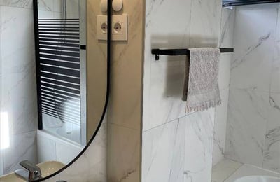 Location d'appartement moderne 58m² dans le complexe New Minel, Nouveau Belgrade, Serbie