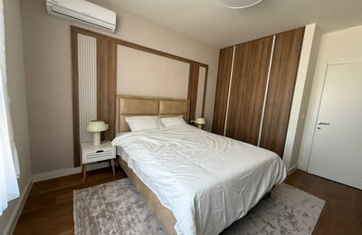 Alquiler de apartamento moderno 55m² en el complejo premium BW Iris, Belgrado, Serbia