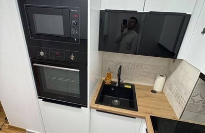 Alquiler de apartamento moderno 52m² en el complejo Green Residence, Belgrado, Serbia