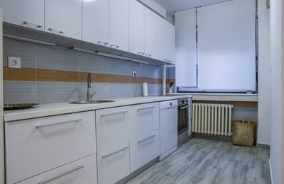 Apartamento luminoso 102m² en alquiler en el centro de Vračar, Belgrado, Serbia