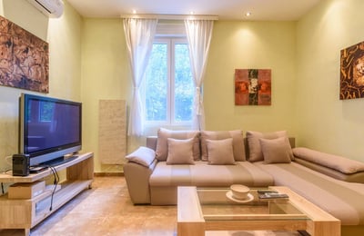 Gemütliche Wohnung 50m² zur Miete, Bezirk Senjak, Belgrad, Serbien