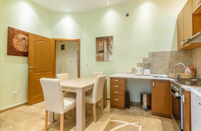 Gemütliche Wohnung 50m² zur Miete, Bezirk Senjak, Belgrad, Serbien
