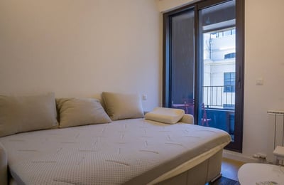 Helle Wohnung 40m² zur Miete im Wohnkomplex K-District, Belgrad, Serbien