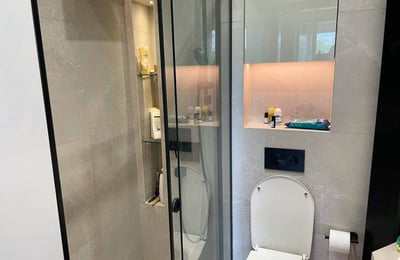 Apartamento espacioso y moderno 108m² en alquiler, Nuevo Belgrado, Serbia