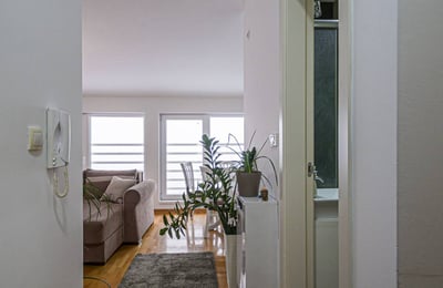 Светлая квартира 38 м² в аренду в районе Звездара, Белград, Сербия
