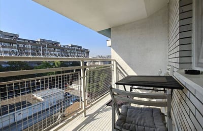 Acogedor apartamento de dos plantas de 91 m² en alquiler en Nuevo Belgrado, Serbia