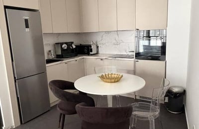 Stylish and bright 70 m² apartment for rent in Vračar, Belgrade