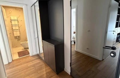 Stylish and bright 70 m² apartment for rent in Vračar, Belgrade