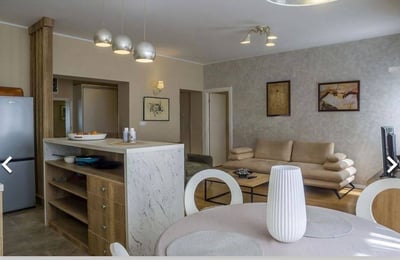 Аренда просторной квартиры 64 м² в Врачаре, Белград