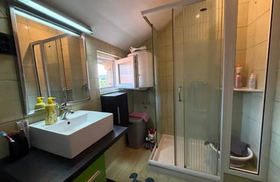 Аренда уютной трехкомнатной квартиры 64 м² в районе Вождовац, Белград