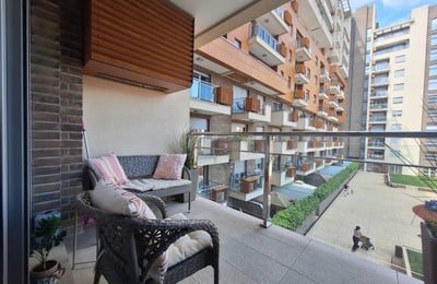 Alquiler de apartamento elegante de 51 m² en el complejo premium A Blok, Belgrado
