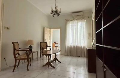 Location d'appartement spacieux et lumineux de 80 m² dans le centre-ville, Belgrade