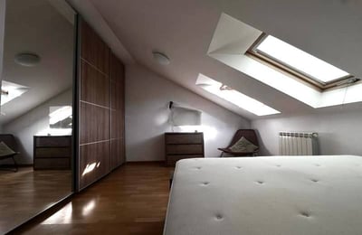 Spacious and cozy 85 m² apartment for rent in Vračar, Belgrade, Serbia