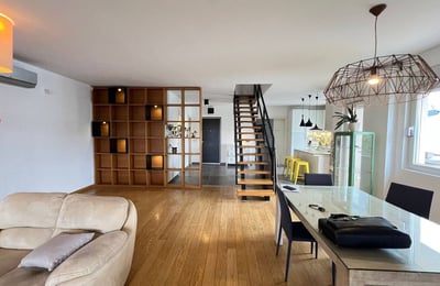 Alquiler de apartamento luminoso de dos plantas de 180 m² en Voždovac, Belgrado, Serbia