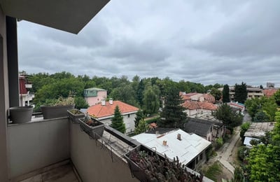 Alquiler de apartamento luminoso de dos plantas de 180 m² en Voždovac, Belgrado, Serbia