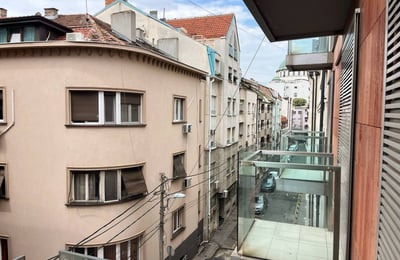 Аренда уютной квартиры 53 м² с видом на Храм Святого Саввы в центре Белграда, Сербия