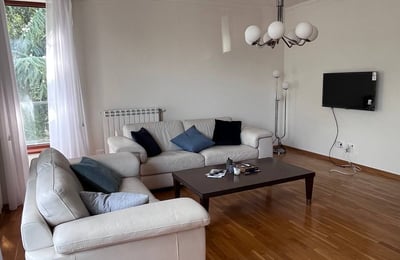 Аренда уютной меблированной квартиры 85 м² в районе Дединье, Белград, Сербия