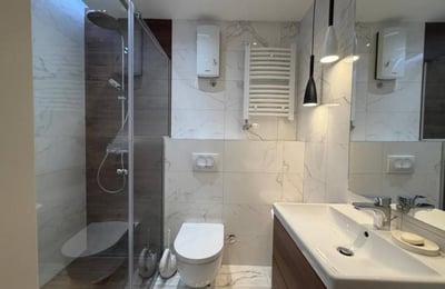 Аренда просторной квартиры 96 м² недалеко от парка Ташмайдан, Белград, Сербия