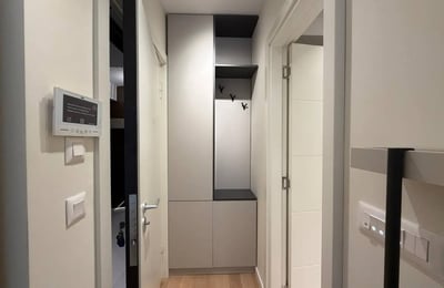 Alquiler de compacto apartamento tipo estudio de 35 m² en Vračar, Belgrado, Serbia