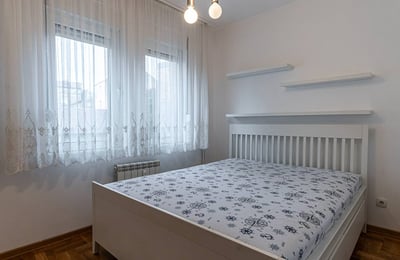 Location d'appartement confortable de 43 m² dans le centre-ville, Belgrade, Serbie
