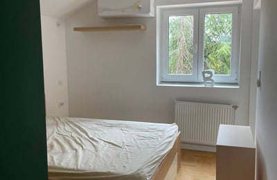 Location de maison à deux étages spacieuse de 160 m² dans la banlieue de Belgrade, Vrčin, Serbie