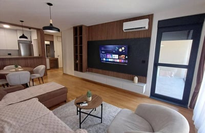 Сдается в аренду новая двухкомнатная квартира 58 м² недалеко от центра города, Белград, Сербия