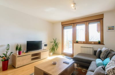 Zu vermieten: Helles Apartment 59 m² im neuen modernen Wohnkomplex A Blok, Neu-Belgrad, Serbien