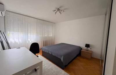 Gemütliches und geräumiges renoviertes Apartment 70 m², Neu-Belgrad, Serbien