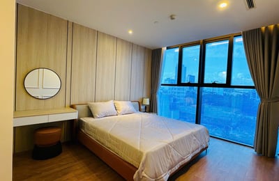 Luxuriöse, möblierte 3-Zimmer-Wohnung mit Panoramablick auf den Fluss in Da Nang zu vermieten, Vietnam
