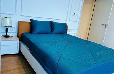 Luxuriöse, möblierte 3-Zimmer-Wohnung mit Panoramablick auf den Fluss in Da Nang zu vermieten, Vietnam