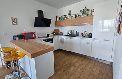 Долгосрочная аренда 3-комнатной квартиры 81 м² в Сенец, Словакия