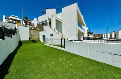 Аренда квартиры в Аликанте, Испания – 40 м², 2 спальни