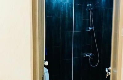 Alquiler de buen apartamento amueblado, 51 m², Batumi, Georgia