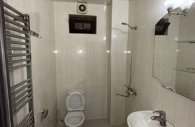 Alquiler de casa cómoda, Batumi, Georgia