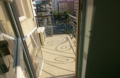Location appartement confortable meublé, 54 m², Batumi, Géorgie