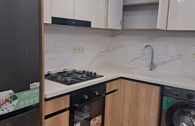 Новая современная квартира 47 м² в аренду на длительный срок, Батуми, Грузия