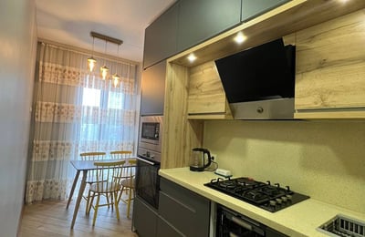 Spacious furnished 104 m² apartment for rent in Batumi, Georgia